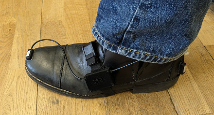 Multi-IMU sensor node for gait monitoring